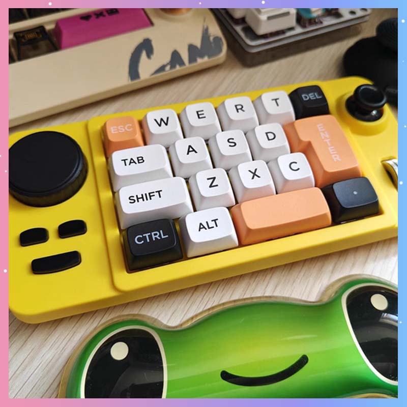 Gaming Keyboard 1 Hand - لوحة مفاتيح سلكية للألعاب K811 19
