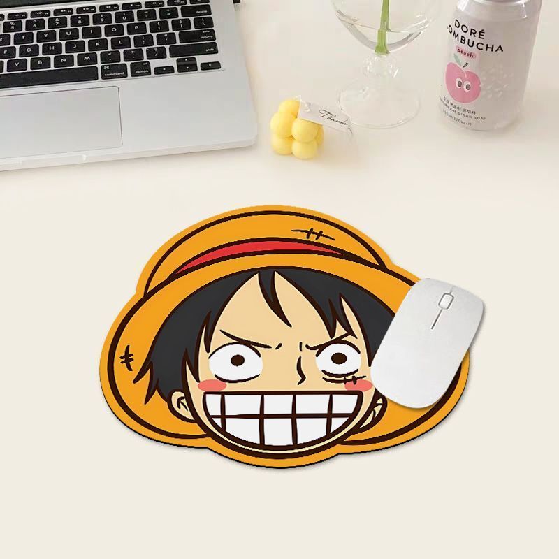 Gaming Keyboard And Mouse Pad - لوحة ماوس ون بيس لوفي، سجادة