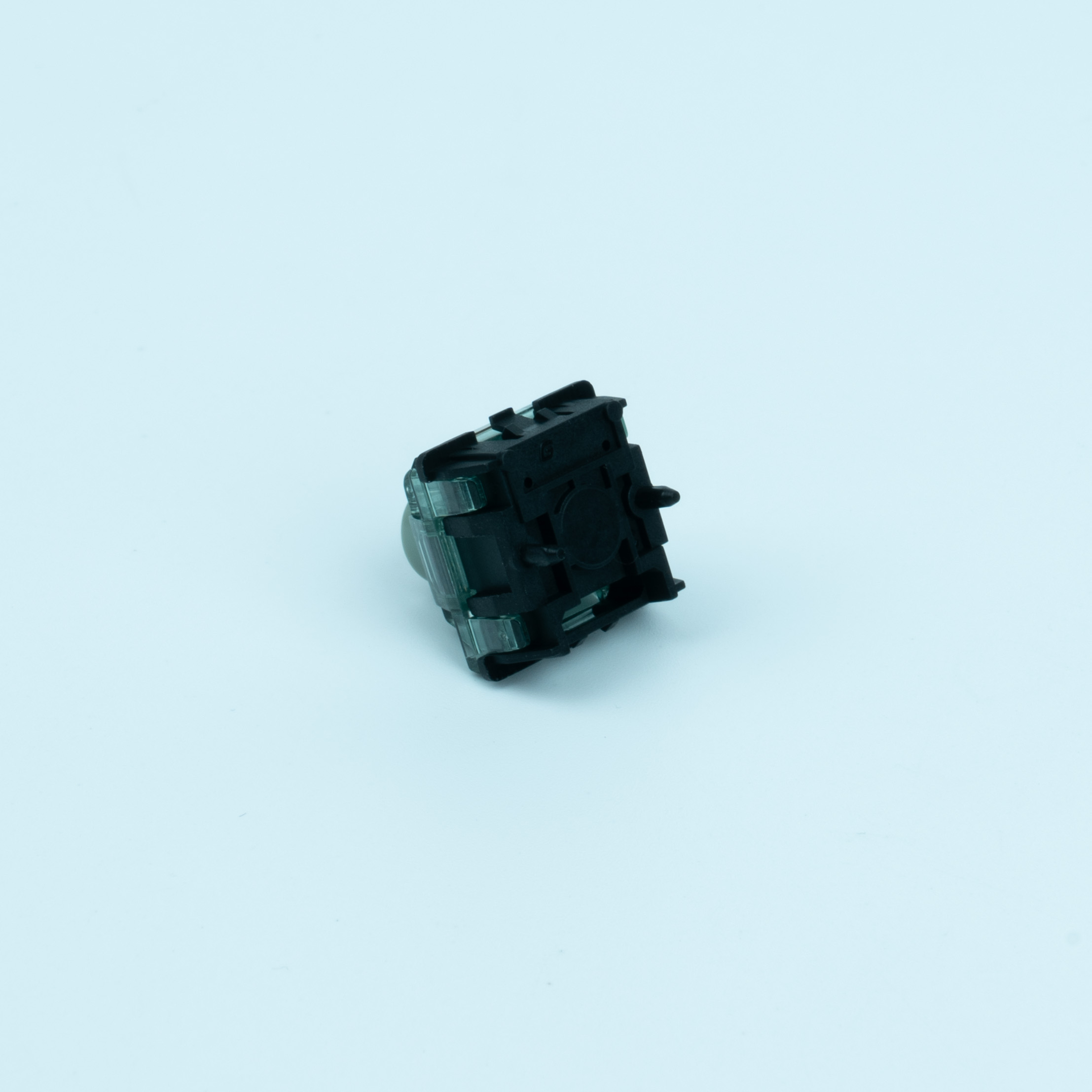 مفتاح جاتيرون المغناطيسي جايد  - مراجعة Gaming Keyboard Magnetic Switches وسعره