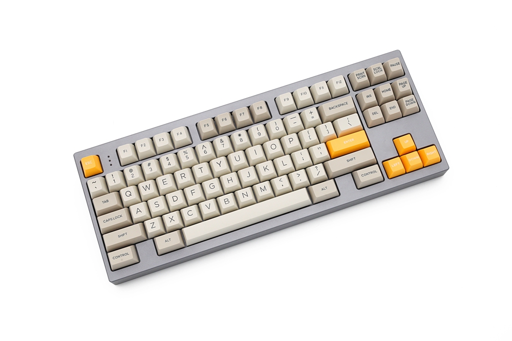 دوميكي سا عبس دوبليسحار كيكاب  - مراجعة Gaming Keyboard Bundle وسعره